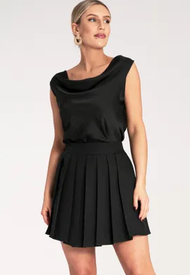 Bluzka satynowa na ramiączkach - Bluzka z lejącym dekoltem - Bluzka czarna M1119 r. L/XL