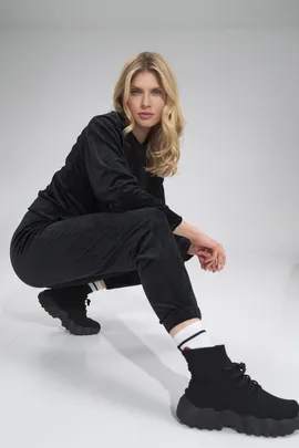 Spodnie dresowe damskie welurowe - Welury damskie czarne M762 rozmiar L